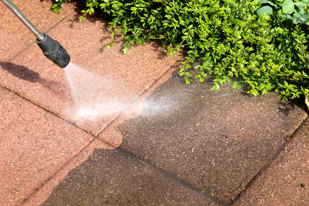 Pressure Washing Brick in Saybrook Manor, CT